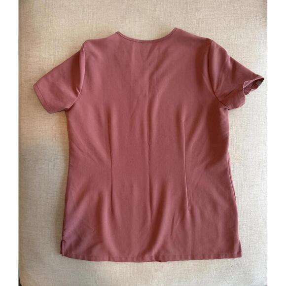 Figs Casma Mauve V-Neck Scrub Top in Size Small - Picture 6 of 6